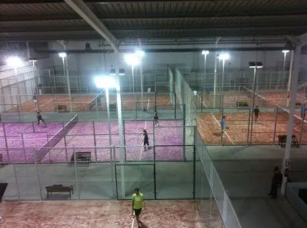 PadelEnCubierto Telde — instalación deportiva