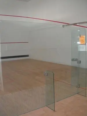 Club de Tenis y Pádel Beniganim — instalación deportiva