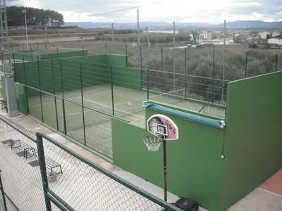 Club de Tenis y Pádel Beniganim — instalación deportiva