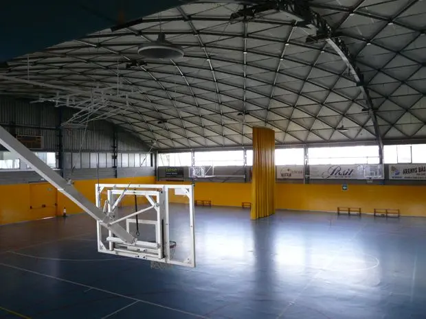 UFEC Arenys de Mar - Fondo de les Creus — instalación deportiva